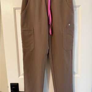Figs Yola Scrub Pants in Smokey Taupe
